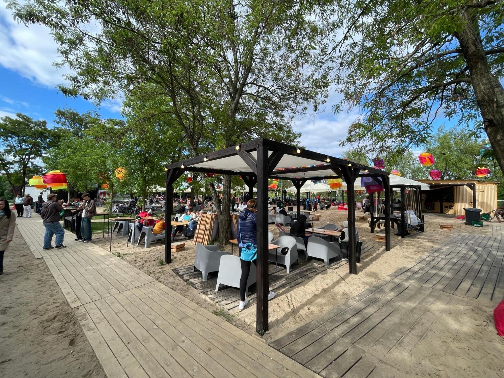ポズナンChillout Polna - Parkingアパートメント エクステリア 写真